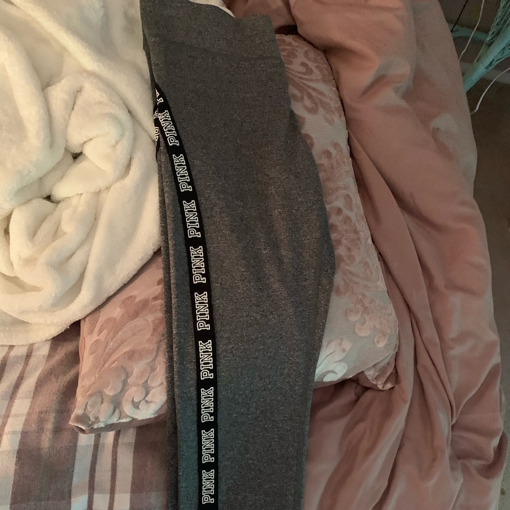 Victoria’s Secret leggings